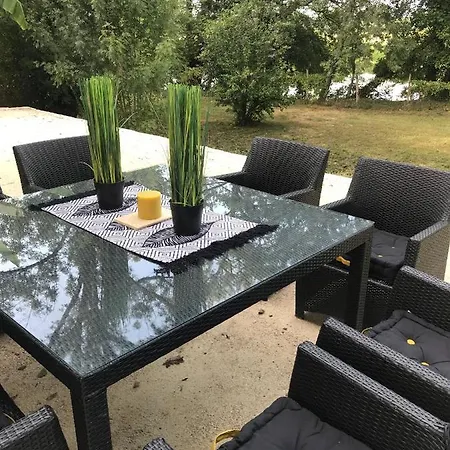 Chez Franck Maison Bord De Riviere Feriehus Saint-Medard-de-Guizieres