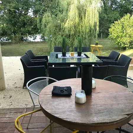 Chez Franck Maison Bord De Riviere Feriehus Saint-Medard-de-Guizieres